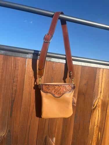 Tooled simple cross body purse