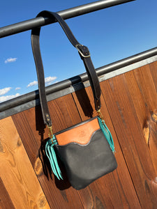 Black simple crossbody purse