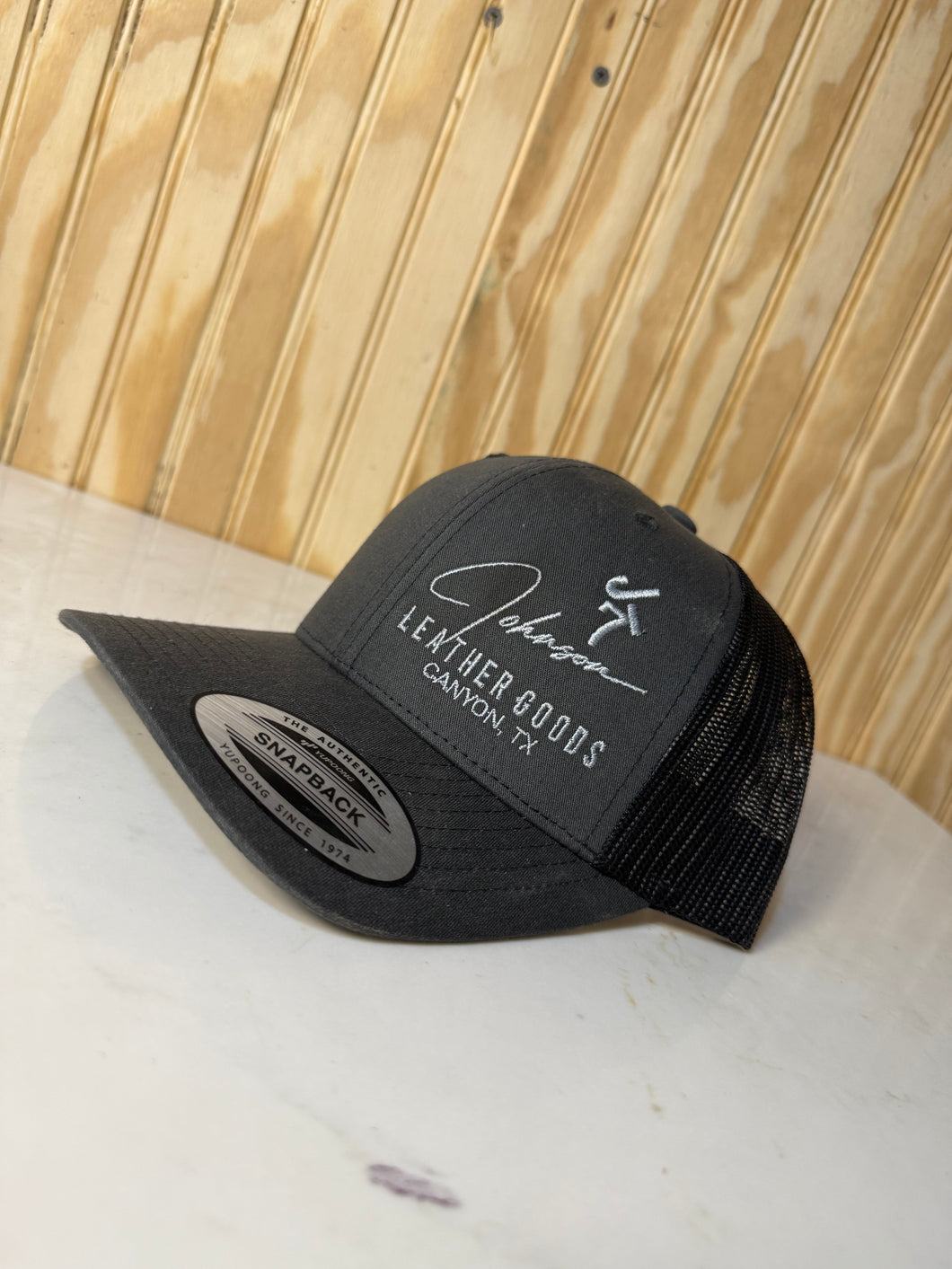 Signature Hat Black/Grey